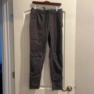 Ten thousand interval pants, size small. Great condition